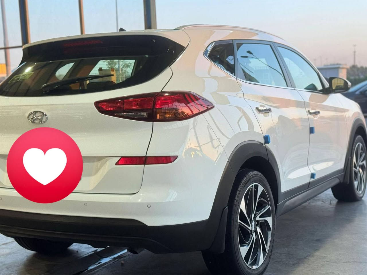 🚘 هيونداي توسان 2020 خليجي – فل كامل

• موديل: 2020 ماشيه 28 الف فقط كفاله عامه 
• خليجي
• محرك 2.0
• قير أوتوماتيك
• فل كامل
• تشغيل بصمة
• دخول ذكي
• شاشة وسطية
• كاميرا خلفية
• حساسات خلفية
• تحكم بالمقود
• مثبت سرعة
• تحكم كهربائي بالمقاعد
• تكييف أوتوماتيك
•
• أنوار LED
• جنوط ألمنيوم
• مرايات كهربائية
• زجاج كهربائي
• ABS + Airbags
• نظام ثبات إلكتروني
• داخلية نظيفة ومرتبة
• السيارة خليجي ومواصفاتها كاملة*********** فقط واتس وشكرا
