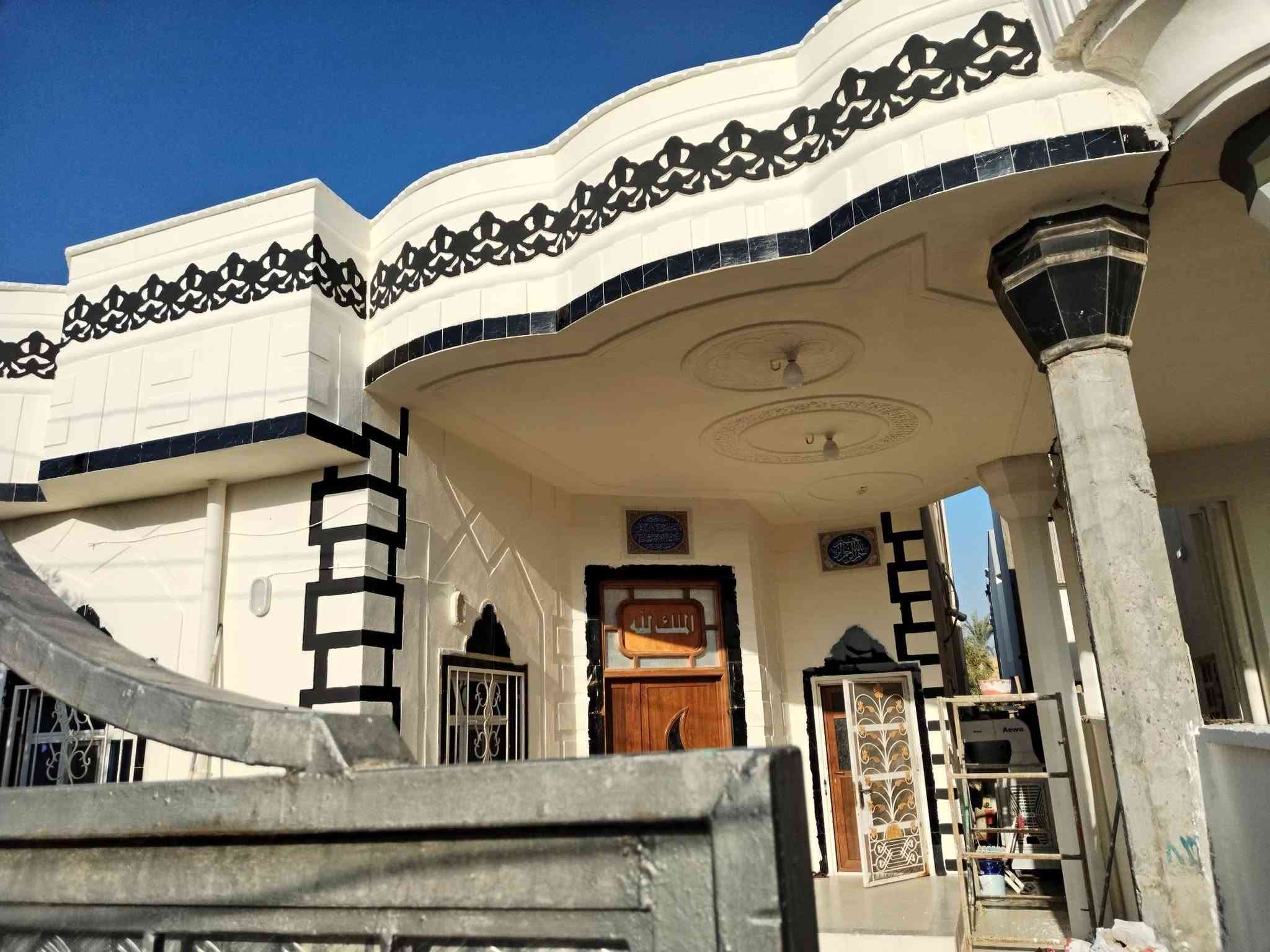 خدمات بناء • مقاولات • ماكو تفاصيل