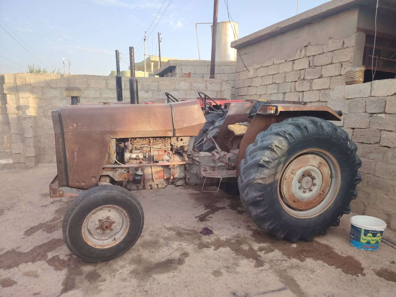 للبيع مكينه فوركسن 275 رقم وسنويه كركوك شرط التحويل كير محرك شرط مكفول كفاله عامه عنوان كركوك  الاستفسار الاتصال عل الرقم ***********@***********
