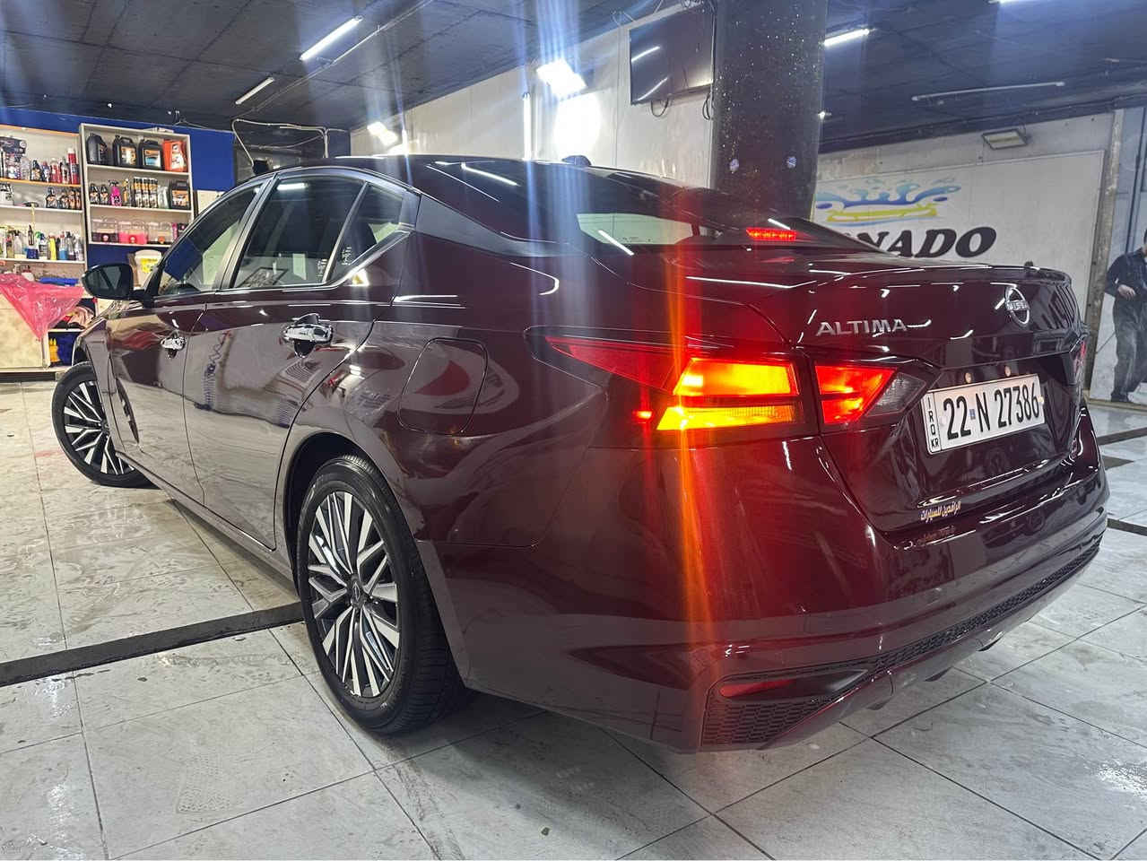 🚗 للبيع | نيسان التيما SV موديل 2025

📍 الموقع: كركوك

🛣️ الممشى: 9 ميل فقط
الضرر فقط بونيد جامرلغ بدون دواخل ارباك فقط ستيرن دشبول 
بدون رصعه بدو تعديل 
صار يومين مرقم اربيل سياره بسمي 

المواصفات:
✅ محرك 2.5 لتر، 4 سلندر (188 حصان)
✅ ناقل حركة أوتوماتيك CVT
✅ دفع أمامي 
✅ شاشة 8 إنش مع Apple CarPlay وAndroid Auto
✅ تشغيل بالبصمة ودخول ذكي
✅ كاميرا خلفية
✅ مقعد السائق كهربائي
✅ مثبت سرعة
✅ نظام الفرملة الطارئة
✅ نظام التحذير من مغادرة المسار
✅ نظام مراقبة النقطة العمياء
✅ مصابيح LED

💰 السعر المطلوب: 15,800 دولار (قابل للتفاوض بالمعقول).

للمهتمين يرجى التواصل على الخاص
رقم تلفون *********** كركوك, العراق
