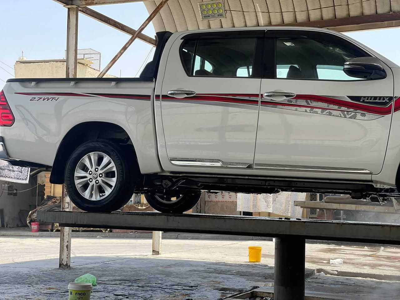 هايلوكس ٢٥ • اوتوماتيك • رقم اربيل