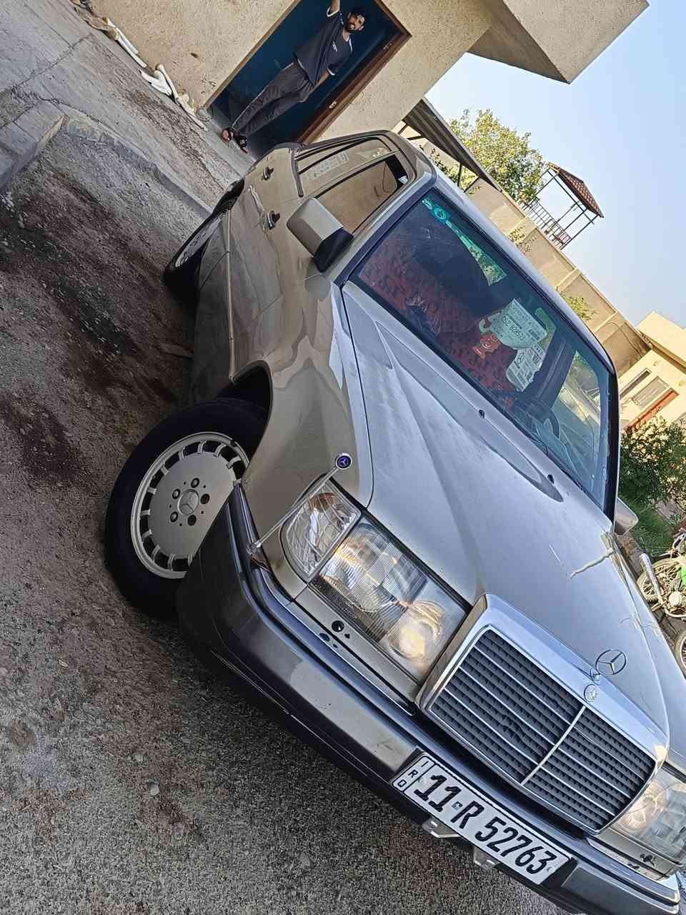 مارسدس دب موديل89 وارد يابان سياره بسمي سنويه ل30 تبريد حداده تخم تاير سياره حلوه ماعده لكير بي تاخيره بلبك وجيراد بلقماره ولبنيد سعر 57 وبيها مجال ***********
