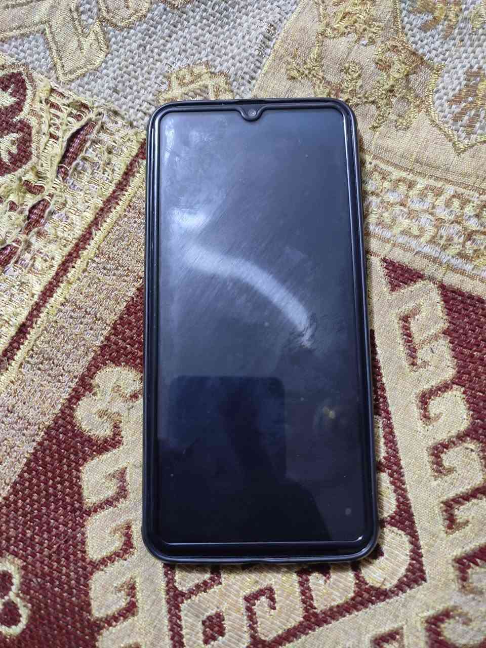 سلام عليكم  جهاز  للبيع   جديد وما مفتوح اي30 ذاكرته 128 مكاني نجف حي الميلاد سعر 80 وبي مجال حك جيه هاذه رقمي ***********

