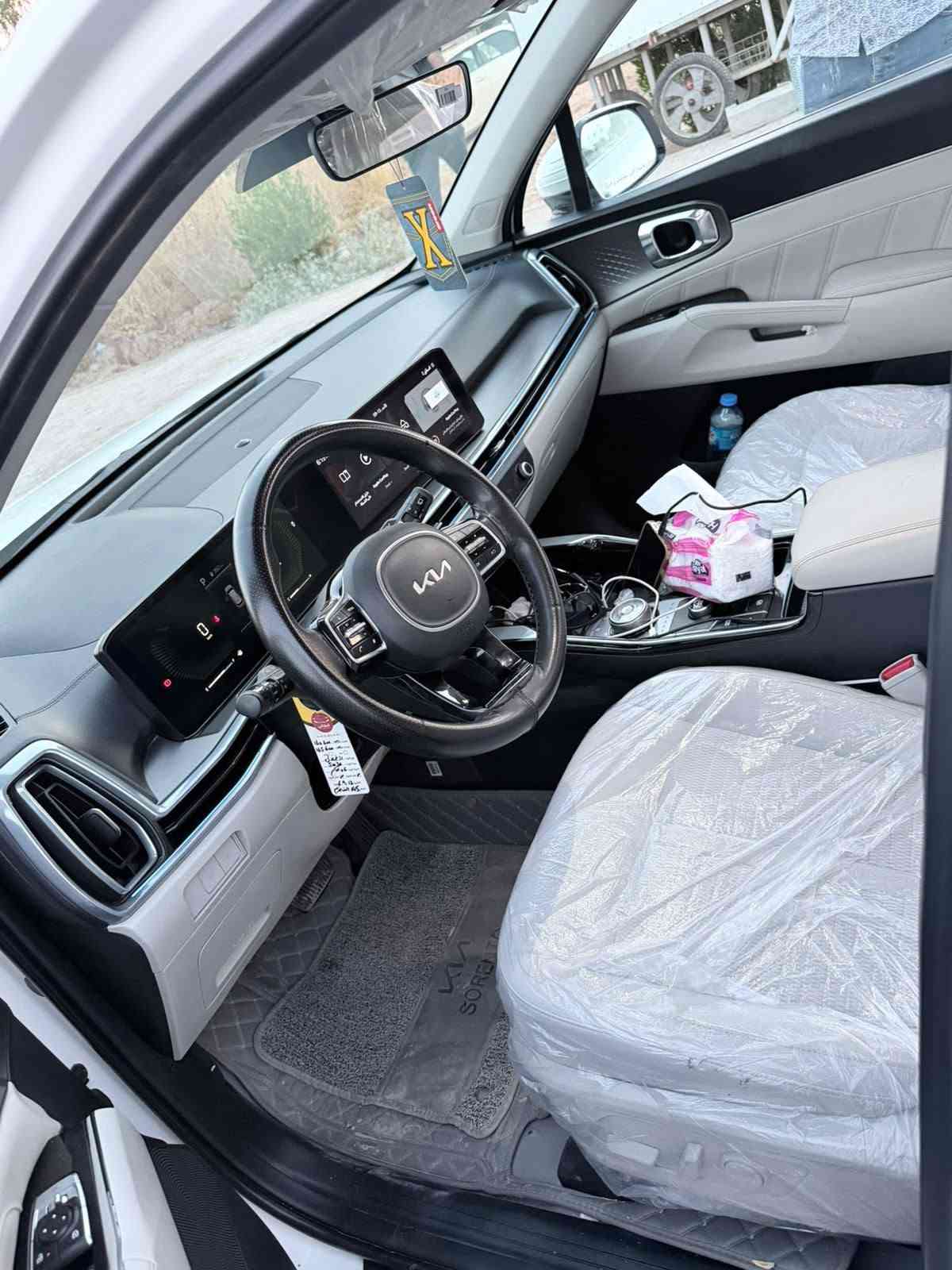 سلام عليكم سورنتو 2024 وكاله نم 6سلندر 7راكب ماشيه 160.000 فول مواصفات ما عده الداتشو والفور ويل ويل 19 والسياره كفاله عامه ما عده بارد زغير والسياره تحويل مباشر السعر خاص ***********
