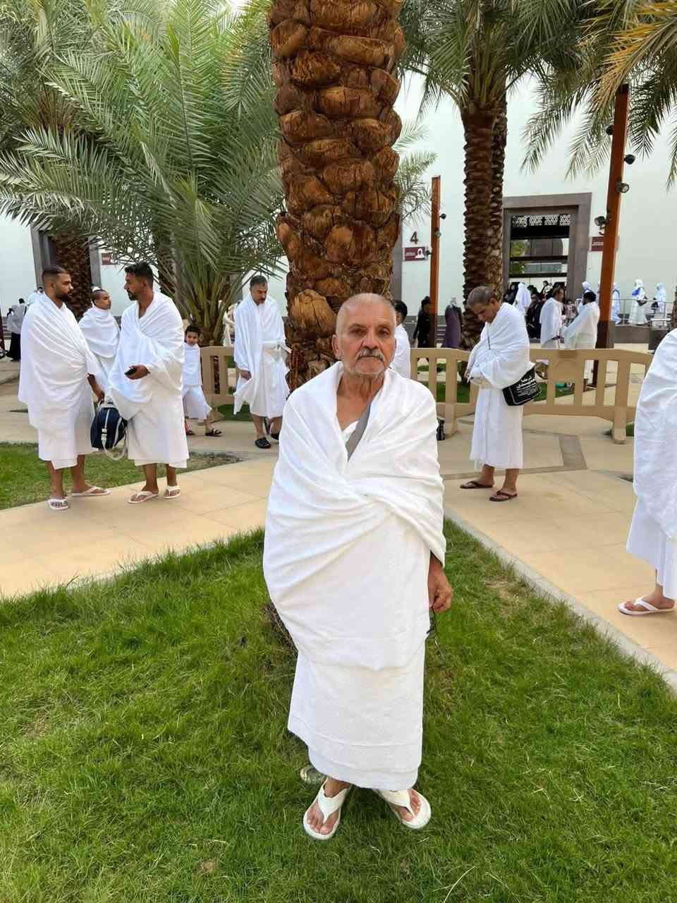 التوثيق الصوري لحملة المستجار للحج والعمرة والزيارة رحلة 9/18 طيران  حيث الاحرام من ميقات المدينة المنورة ذو الحليفة  ( ابار علي ) وسط أجواء مليئة بالسكينة ثم الذهاب  بعد الاحرام الى محطة قطار الحرمين السريع متوجهين الى مكة المكرمة لأداء عمرة شهر ربيع الثاني نسأل الله القبول والغفران. 
عمرتنا القادمة بتاريخ 9/29  وبعرض 950000 الف عراقي 
سارعوا للحجز ***********   ***********
