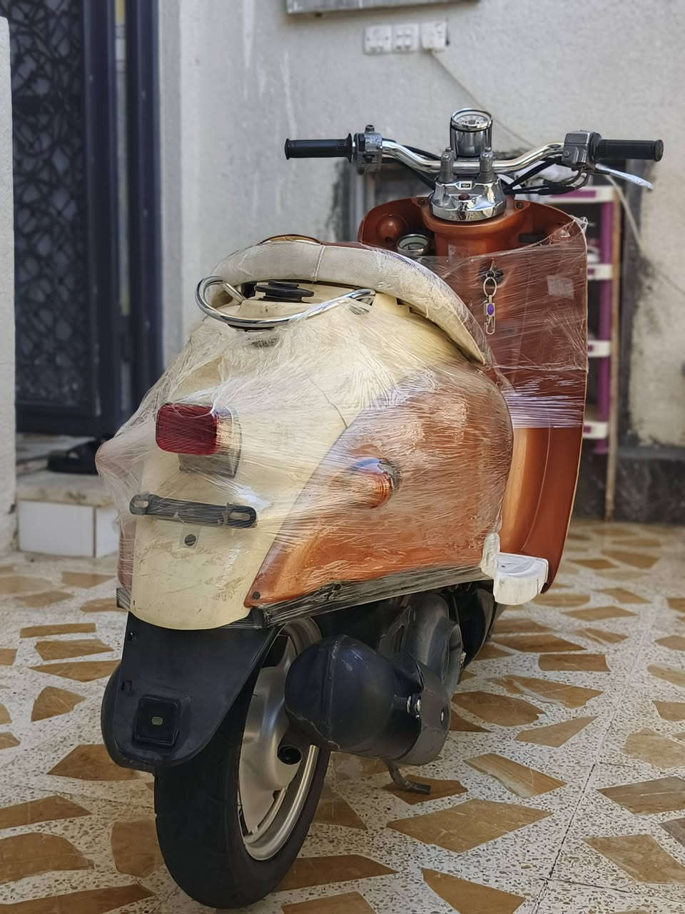 السلام عليكم دراجه عبد الحليم نثيه درجه بلسليفون بمعنه الكلمه بغري ما مفتوح بيهه دراجه حلوه ونضيف دراجه ناعمه سرعه ومعدل وشلعه فول الدراجه جديده بسليفون مكان الدراجه 📍 ميسان العماره الجمعيات السعر الاتصال على الرقم و الاستفسار عن باقي الاشياء الاتصال *********** علي أبو رضا ✨
مع تحياتي لكم ❤‍🔥✨🔒

