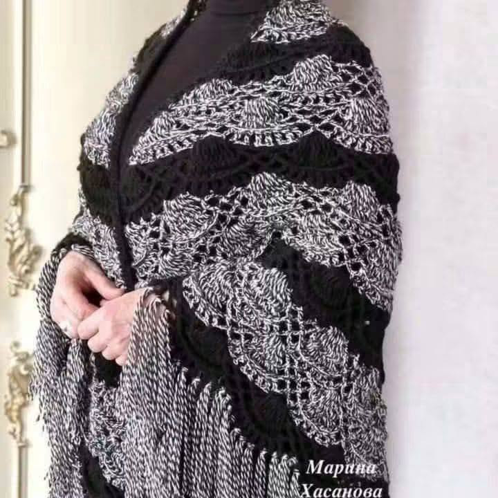 حياكه شالات حسب الطلب والموديل توصيل لجميع المحافظات العراق 
***********

نص مكتوب في الصور:
- Марина Хасанова
- 1/2
- هبه هبه
- منذ ٦ ساعات