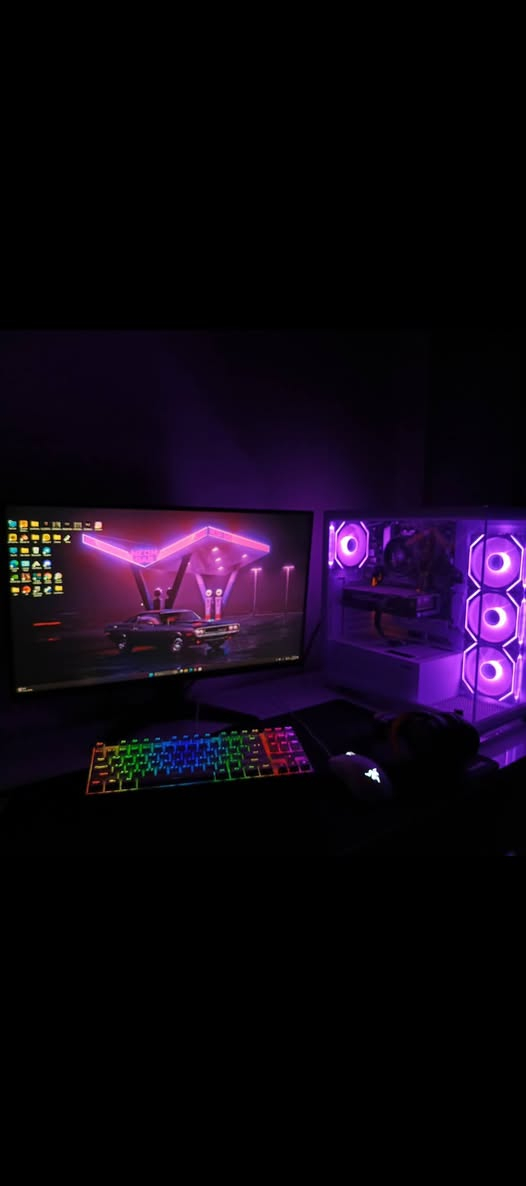 :
CPU: Ryzen 5 5600X
Motherboard: ASUS B450M-K
GPU: ASUS Dual RTX 4060 Ti 8GB
RAM: 16GB (2×8GB) 3200MHz
Storage: 1TB Lexar NM620 NVMe
PSU: 650W Bronze من RUIX
OS: Windows 11
Monitor: 27" بدقة 1440p
سعر 1.300رقمي *********** بكاني بغداد ساحه كهرمانه
