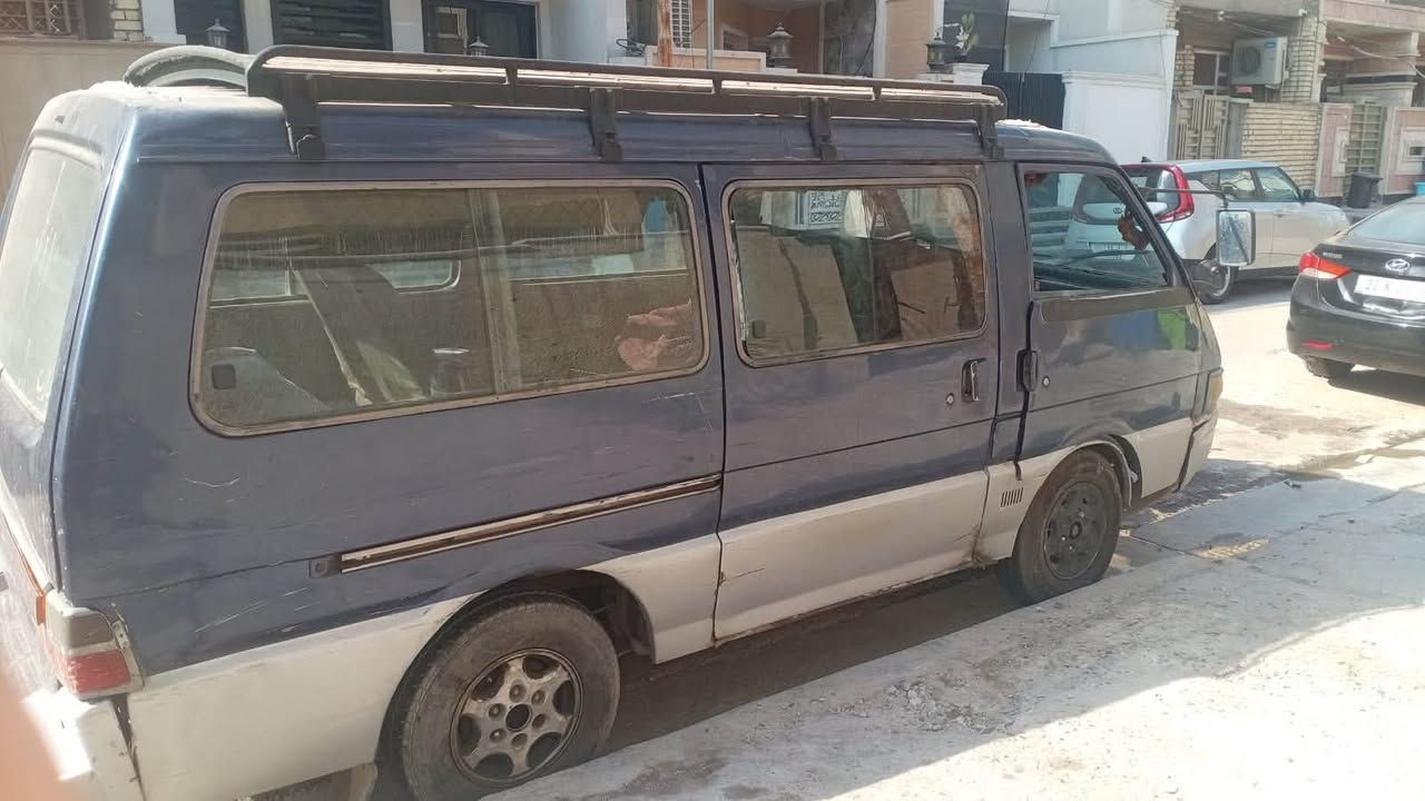 كيه موديل ٩٥ للبيع مطلوبه غرامات مليون او نص مكينه بيه خيط بخار تحول موجود هيئه مصفره السعر ٢٥ مكاني شهداء البياع ***********كير اكسن مكفولات زوج تاير بيه جديد سياره معمره تعمير جديد
