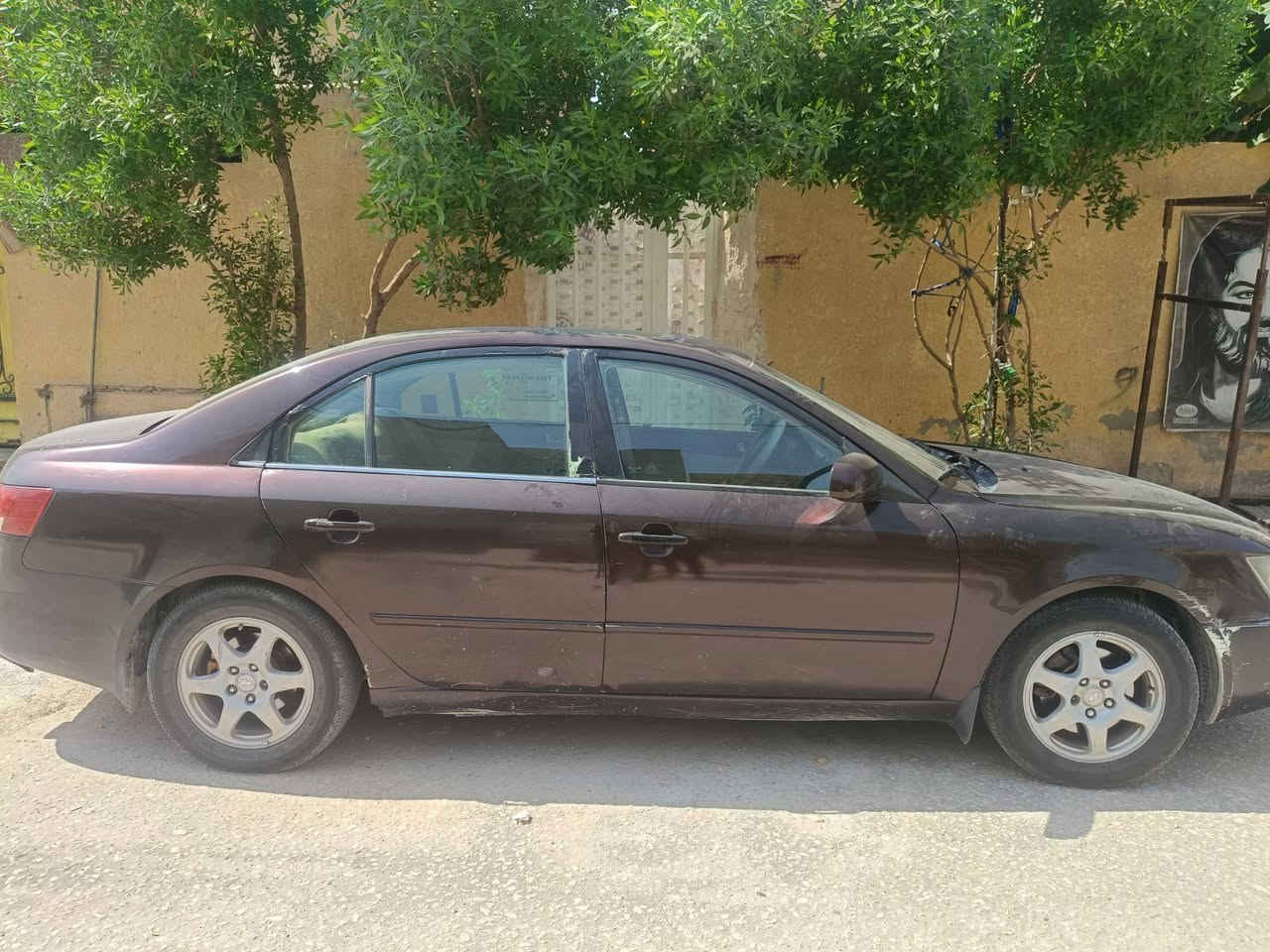 سوناتا موديل 2006 رقم بغداد سنويه لحد 2030 اله تسقط بسمي ثاني يوم اداورلك مكينه 2000 وكير مكفولات شرط حداديه تخم تاير سياره مال جناي 
مكاني الديوانية قضاء الشاميه 
السعر 65 وبيه مجال لشراي 
رقم الموبايل *********** للستفسار

