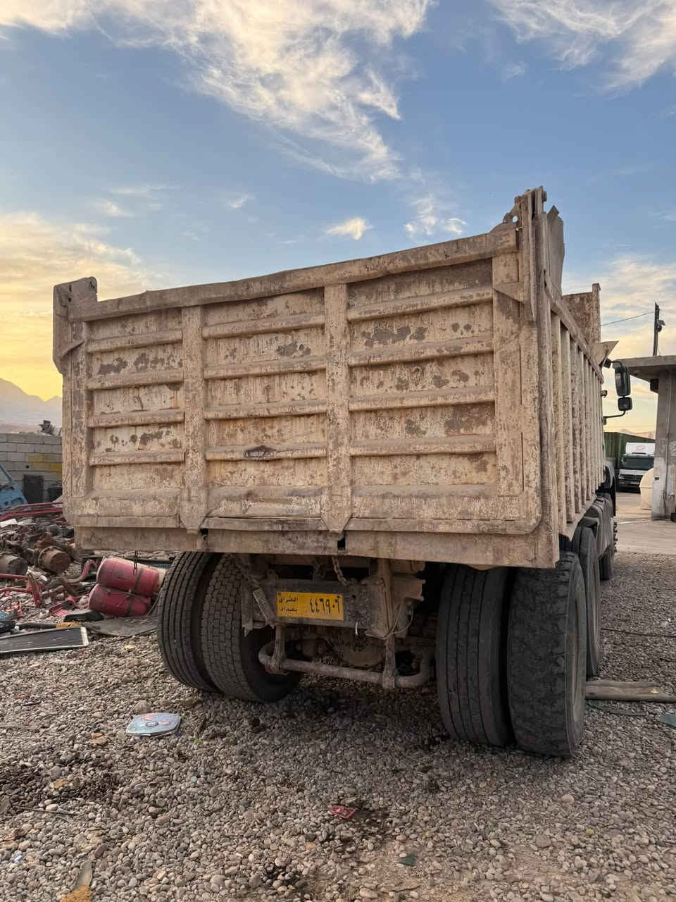 ئەم گەڵابەیە بۆ فرۆشتن
مۆدیل ٢٠٠٢ ە
گێڕ و مکینە و اکسلی بەشەرت
حجمی مکیمە ٤١٠ یە
مجموعەی ماز
ارمی پلاستیکی سلیمانیە 
شوێن : دەربەندیخان
(***********)
