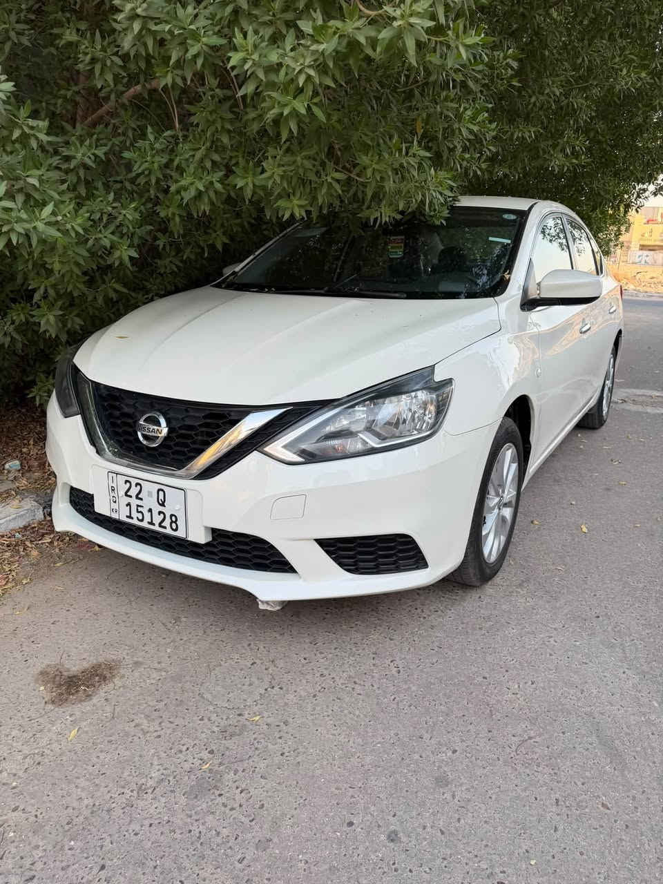 نيسان سنترا 2025 (Nissan Sentra)
ماشيه 21الف كيلو

✅ المواصفات :

✔️ ضمان شركة السور

✔️ زيرو (جديدة بالكامل)

🔧 المحرك والأداء:

🔸 محرك 4 سلندر سعة 1600 سي سي

🔸 ناقل حركة أوتوماتيك CVT

🔸 أداء ناعم واستهلاك وقود اقتصادي

🔸 نظام دفع أمامي

🔹 جنوط قياس 16 إنج

🔹 إضاءة أمامية LED

🔹 مرايا جانبية كهربائية

🔹 تصميم عصري وانسيابي

🔸 مقاعد قماش مريحة

🔸 تحكم بالمقود (ستيرن ملتي)

🔸 شاشة وسطية

🔸 نظام تكييف فعال

🔸 زجاج كهربائي

🔹 بلوتوث + USB

🔹 نظام صوتي جيد

🔸 وسائد هوائية

🔸 نظام ABS مانع انغلاق الفرامل

🔸 كاميرا خلفية

🔸 حساسات خلفية

 

ملاحضه السياره بيه فقط بارد بشكم مكان 

&السعر 118

***********
