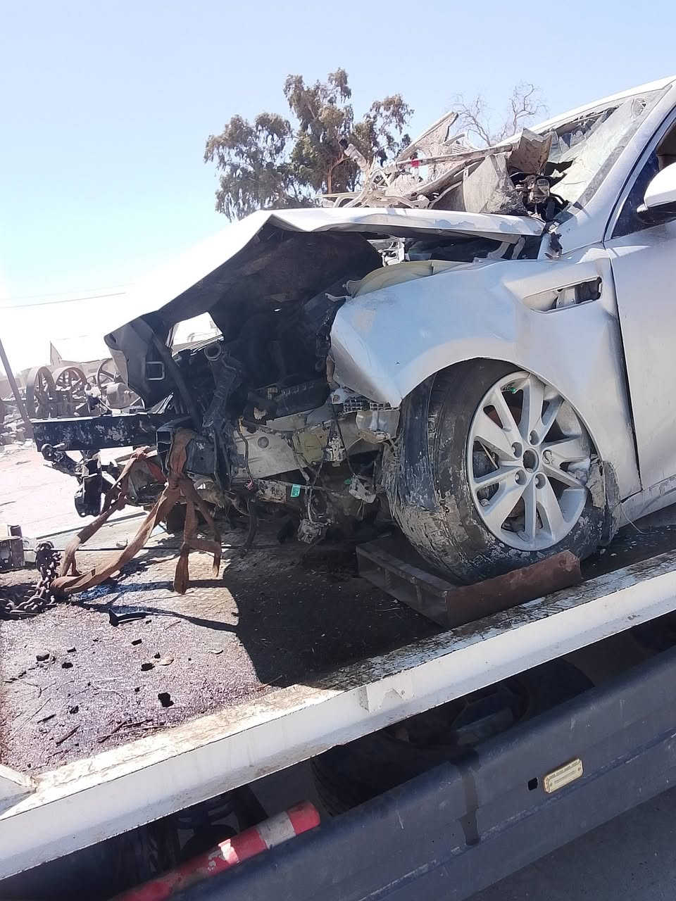 اكيه ابتمه 17خليجي 2400.  على حادثه فقط كير مكسور باقي غراضه زينه باسمي تحويل مباشر سعر 80.   //***********
