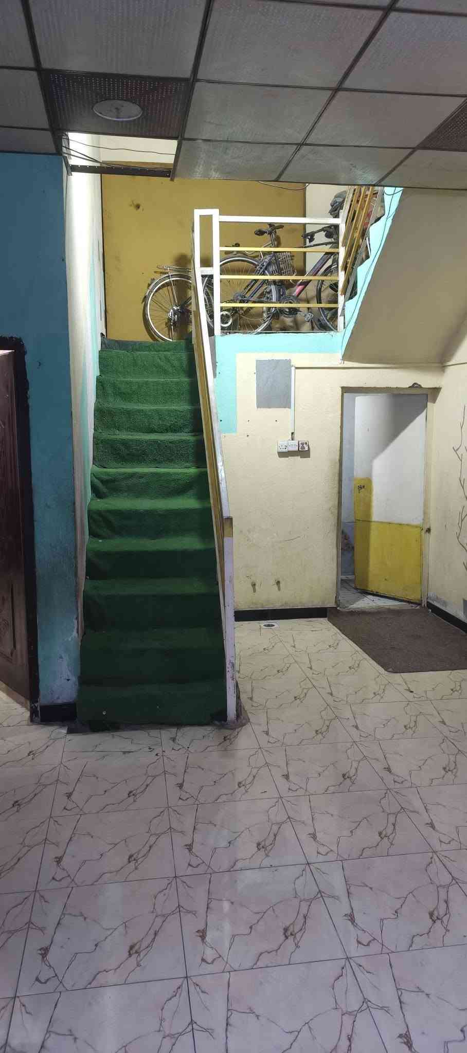 سني حمدان • ٢٣٠م • غرفتين