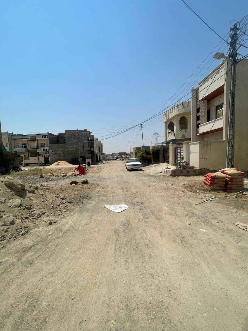 هيكل للبيع في الديوم حي التوحيد
١٠٠م 
شارع ١٥م
سعر ٥٨ مليون قابل للتفاوض
للإستفسار
***********
***********
