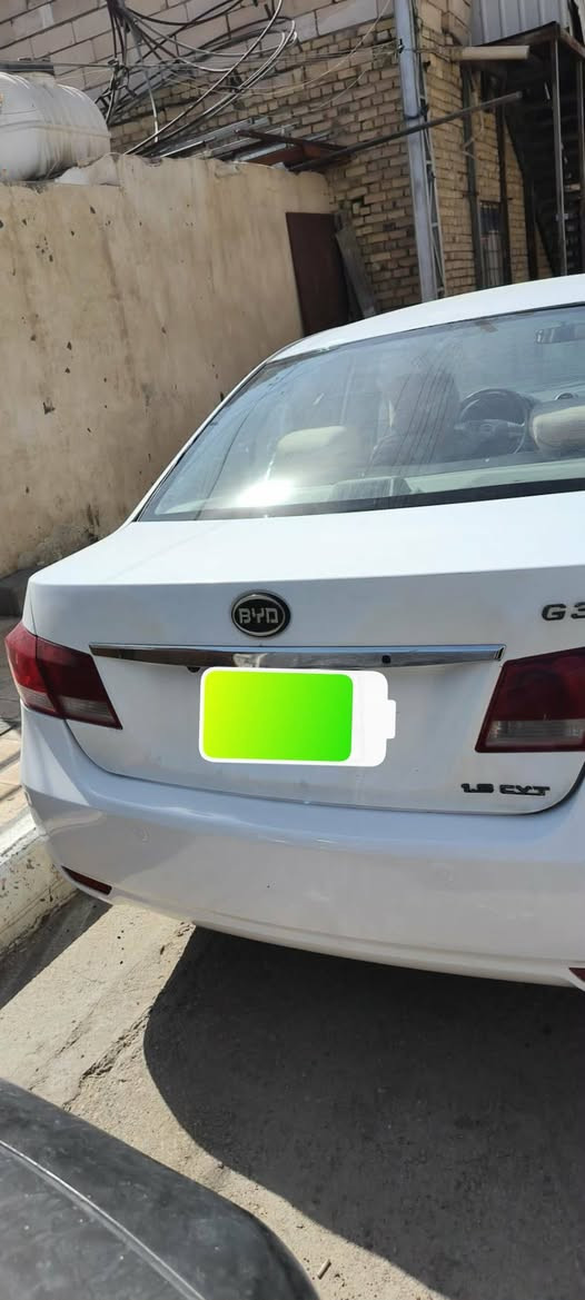 السلام عليكم Byd G3 2013 
ذي قار  عندي وكالة عامة بأسمي وراعيها موجود
 بكل وقت تريد مداور بالخدمة
گير مكينة بلادي تخم تاير ويل اسود جاهزة تبريد شغال تدفئه 
مكينة بيها خيط تبخير قليل جداً 
السعر ٤٥ ورقة بيها مجال قليل للشراي 
التواصل على الرقم ***********
