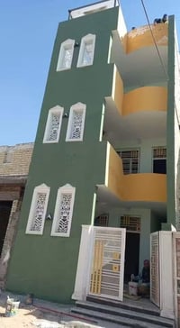 الاربع شوارع • طابق ارضي • ١٠٠م