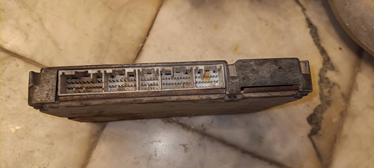 300 VVT-i • ثلاجة • عقل 12 خط