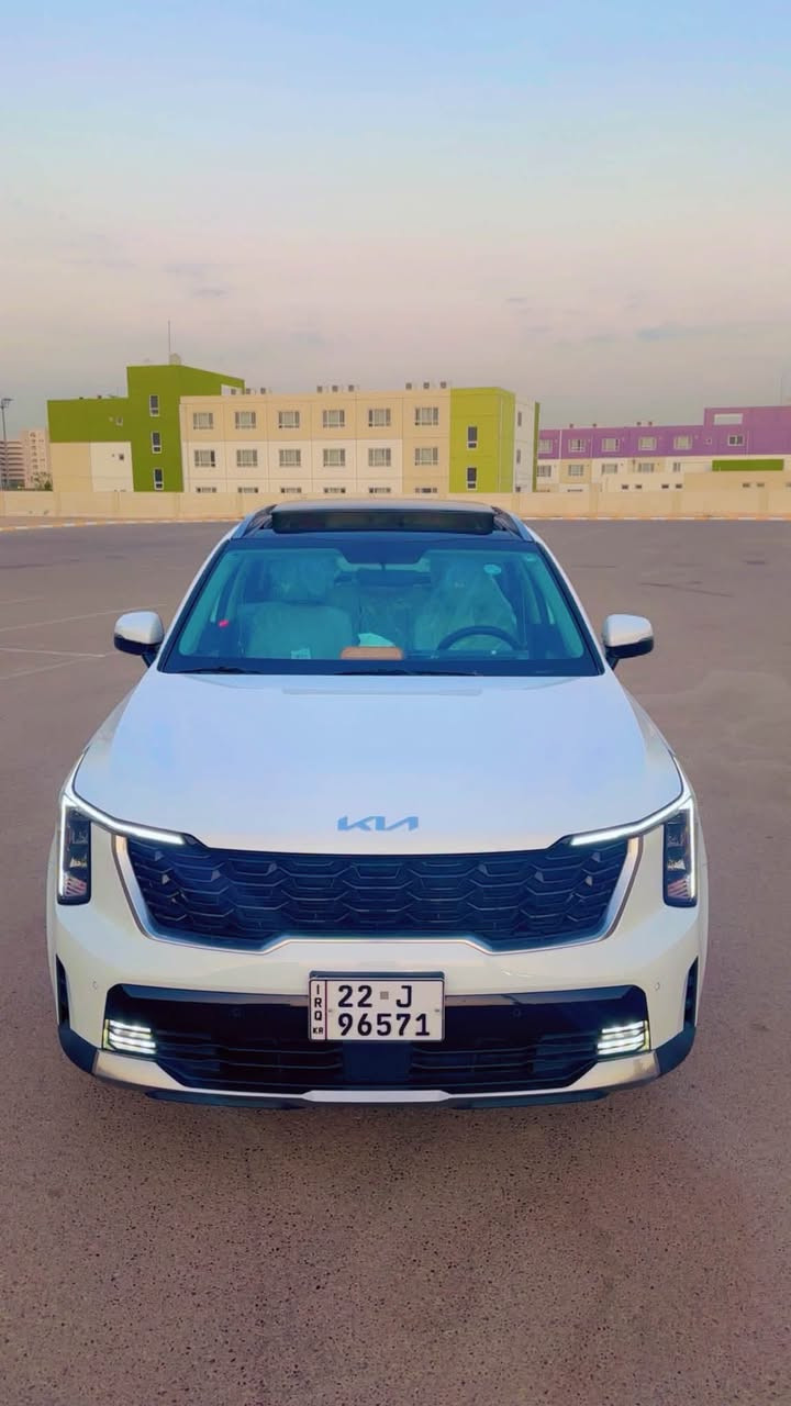السلام عليكم
سورنتو موديل ٢٥ اربيليه اخت الزيرو ماشيه ٧ الف بس …

السياره سته سلندر خليجي ضمان شركه نم ٥ سنوات ،، بيها طخه ع گد اصبع موضحه بالصوره. سياره بعدها بأكياس الشركه ✅

المواصفات الي اتذكرهن و بعد بيها مواصفات:-

- [ ] سقف بانورامي 

- [ ] دبل سويج بصمه و تشغيل عن بعد 

- [ ] فتح و اغلاق النوافذ عن بعد remote control 

- [ ] شاشه كيرڤي مع خاصيه تشغيل كار بلي car play

- [ ] اربع وضعيات قياده normal, smart, sport and Economic 

- [ ] سستم صوتي مع اناره داخليه قابله للتعديل 

- [ ] صندوق كهرباء اوتوماتيكي 

- [ ] مثبت سرعه اوتو crosse speed

- [ ] توقف تلقائي Auto hold   

- [ ] مانع انزلاق 

- [ ] خاصيه الصعود و النزول الجبلي 

- [ ] حساسات parking اماميه و خلفيه

- [ ] كشنات الاماميه كهرباء 

- [ ] اناره لد مع وضع auto حساس للضوء 

- [ ] جميع معدات الشركه موجوده (طفايه+ جگ+ اسعافات اوليه+ حبل) السبير المقدس ما نازل اكيد لان سياره شبهه زيرو 

- [ ] فول تحكمات ستيرن + مع امكانيه الاوامر الصوتيه 

السعر ٣٠٦ فقط و بيها مجال شي قليل حگ الجيه مكان السياره بغداد 

للاتصال ***********

***********
