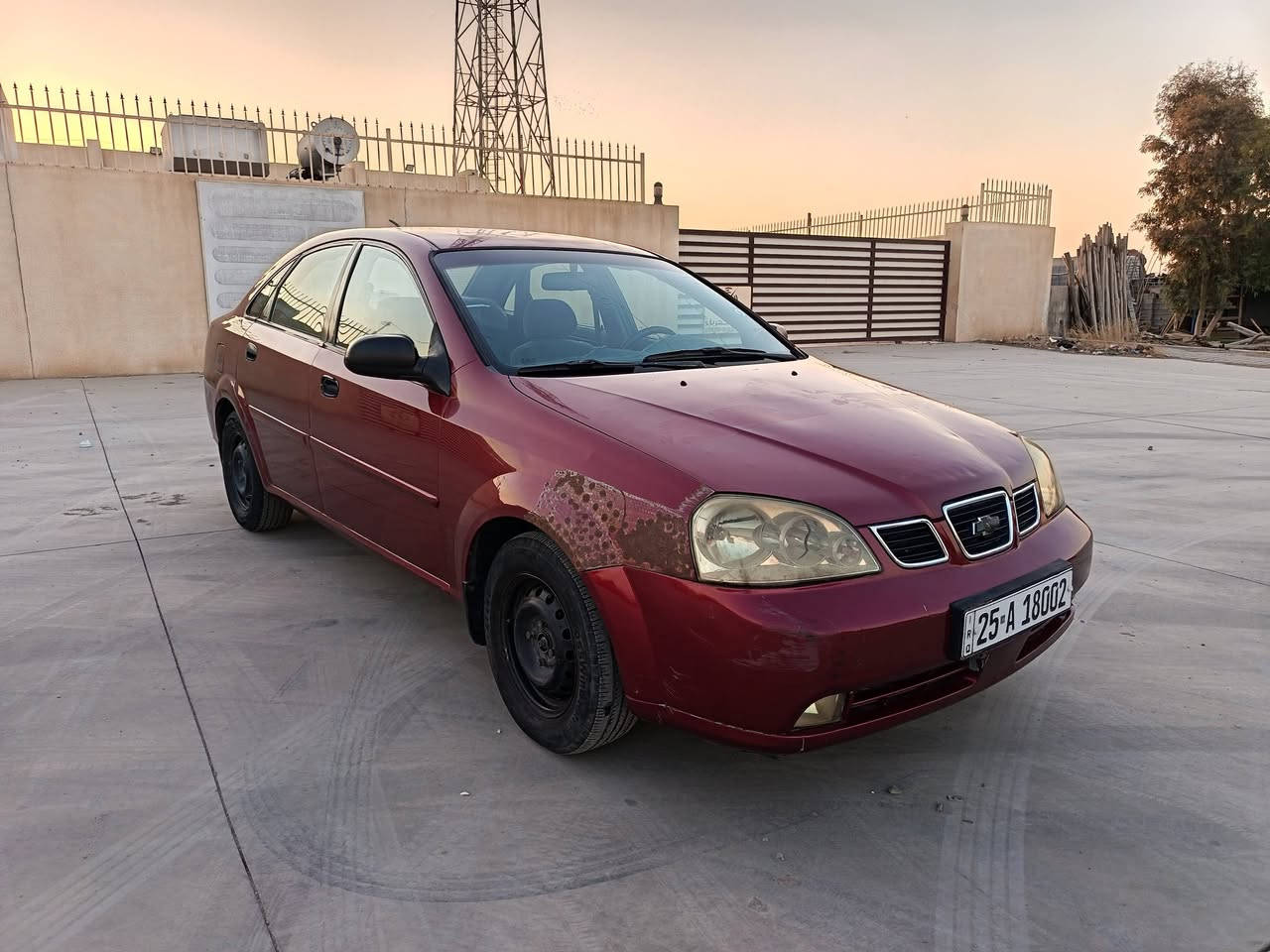 اوبترا موديل 2005 كيرعادي مشروع وطني لحد 2027 باسمي  بيه كم قطعة صبغ اني ابيعه حزام بدون دواخل
سياره بيها كوبون بنزين بس ضيعته قبل فترة
أربع تايرات جديد مابيها مصرف سيارة مال بيت

سعره 56 و بيها مجال  مكاني كركوك
***********
