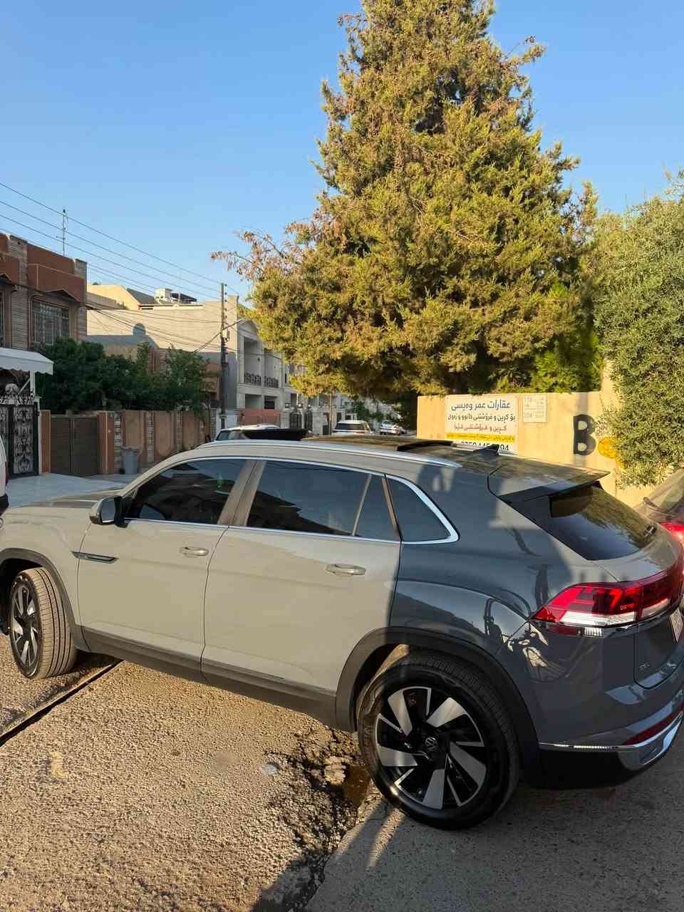 اطلس كروس سبورت sel 2025
ماشية ٩ الف ميل
لون سيمنتي جامات اسود بلادي
بانوراما و دبل اكسل
كشن خار و بارد و خزن
داخل ليد و داتاشو و كاميرا
لايت متحرك مع السكان
ويل جبير احلی من ار لاين
نظام كي ليس انتري

بها نص باب صبغ و شوي من جملغ صبغ بدون دواخل
ارباك بردة سيستم
للسعر و تفاصيل ***********
مكان اربيل
