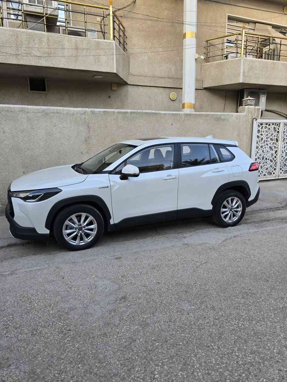 كورلا كروز 2024
فتحه + بصمه + تبريد قطعتين 
دواخل جلد مشمشي واسود فول مواصفات
ماشيه 30 الف فقط 
بيها رصعه صغيره على كد درهم 
وبيها خدوش بصيطات 
وبيها شك صغير بدعاميه على كد اصبع ومسوي على البارد ويرادله بس صبغ
السياره امانه نضيفه وجديده وجانت مال بنيه دكتوره
السياره رقم بغداد ابسمي تحويل ثاني يوم 
سعرها 25 و800
وبيها مجال بصيط حك الجيه
مكاني بغداد الدوره الميكانيك للاتصال على ***********
***********
