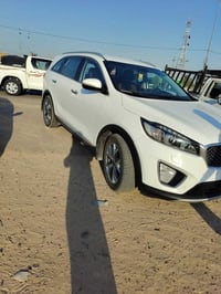 سورنتو ٢٠١٦ مكفوله السياره عده شبر صبغ بل جنطه ماشيه ١٧٠ كويتي السعر ١...