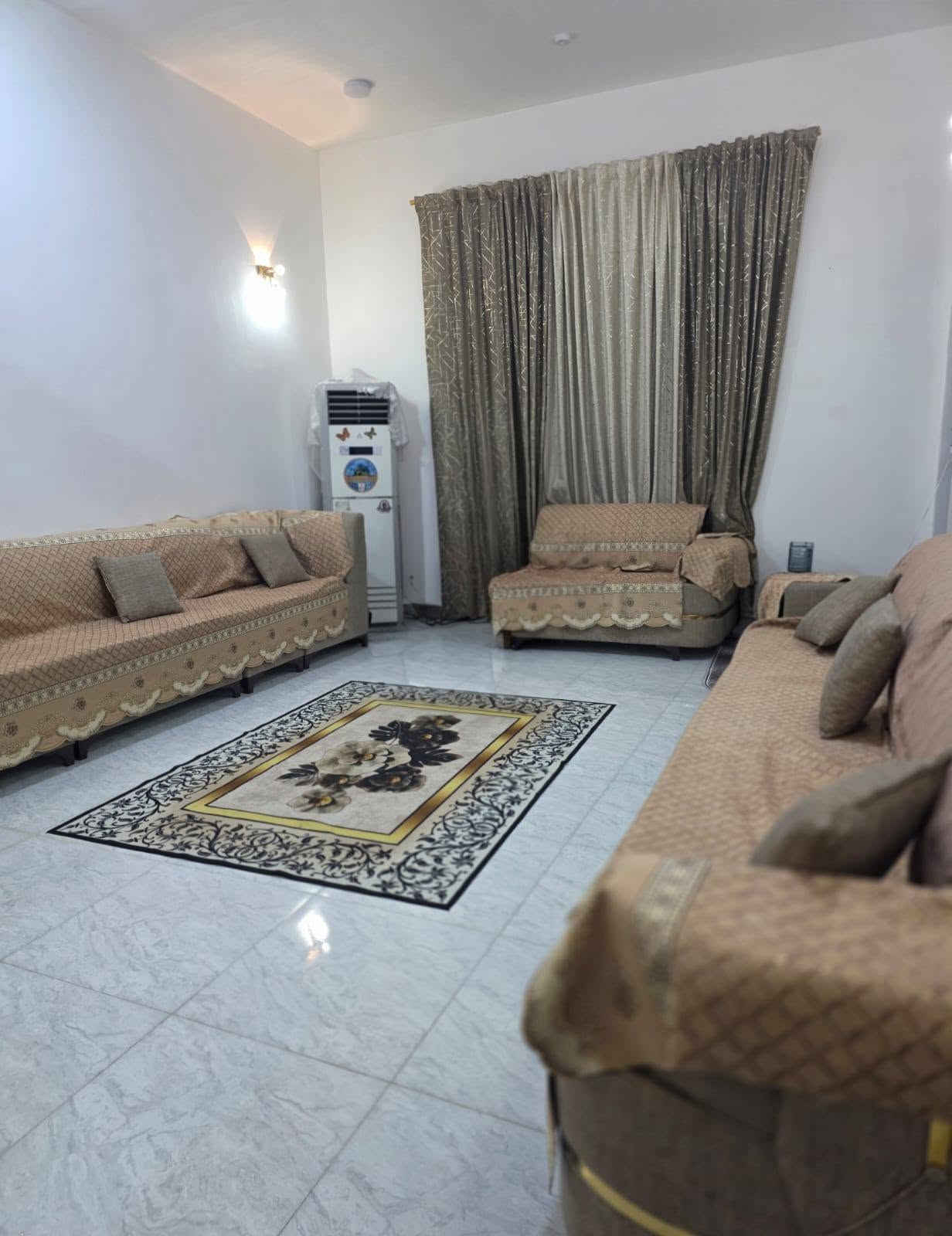 بالكوت الجديده • ٢٠٠م • غرفتين وصاله