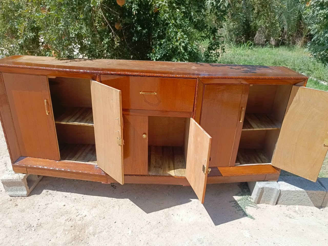 بوفيات للبيع
صاج عراقي حطاطه 
سعر البوفيه 125 وبيهن مجال
بسيط للتواصل خاص او عل الرقم 
***********
متوفر واتس اب📞📲 العنوان الكرابله شارع مدرسه العروبه قرب المعارض
