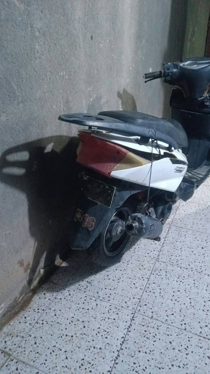 للبيع
دراجه ثعلب مديل ٢٠ للبيع دراجه ابيع كوم حديد تجي كبل تحملهه بدون فحص. دراجه نقص باتري  كهربائيات كلهه شغاله منل طول لطول..  عطلهه تشتغل بس ماتدير..مكاني شطره قرب كراج بغداد..  صالنصه رياضي..  

. 
سعرهه منل اخير ٦٠ الف 

. 

. 

***********
