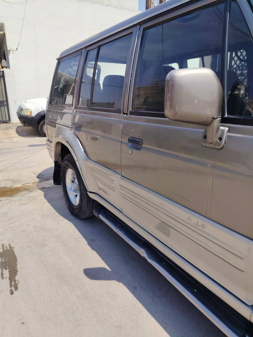 هونداي جالوبر موديل 1999 جير محرك شرط تبريد ثلج سبعه راكب السعر 58 كركوك مشروع وطني سنويه لغايه 2028 ورقه  رقم موبايل *********** الشراي يتصل
