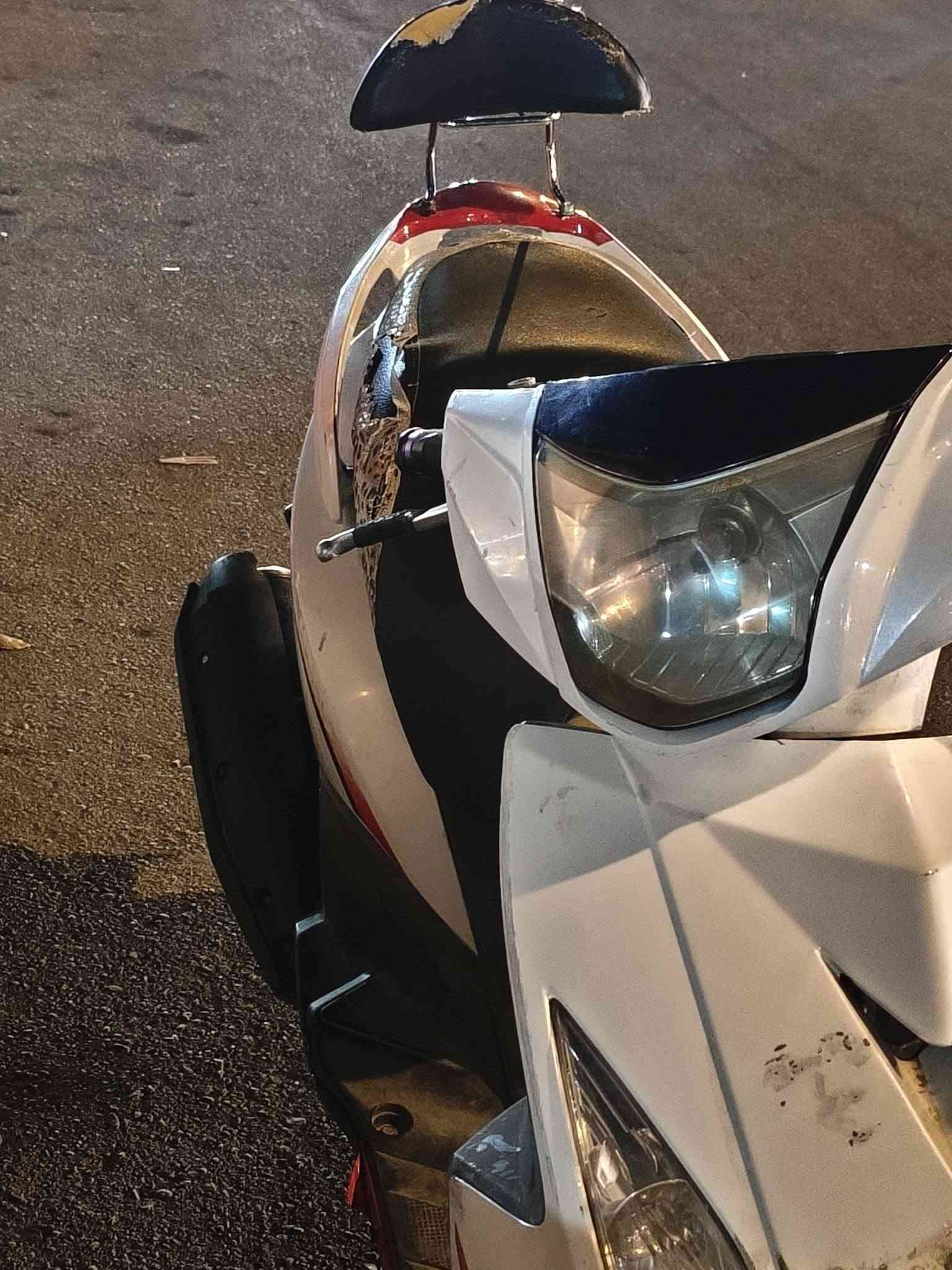 السلام عليكم دراجه للبيع جي تي ار بلاديه ما مفتوحه كلها مختمه السعر 750 وبيها مجال
مكان بغداد مدينه الصدر ***********
