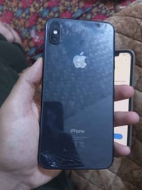آيفون XS ماكس ٢٥٦ • بطارية ٧٦٪ • شاشة مفطرة