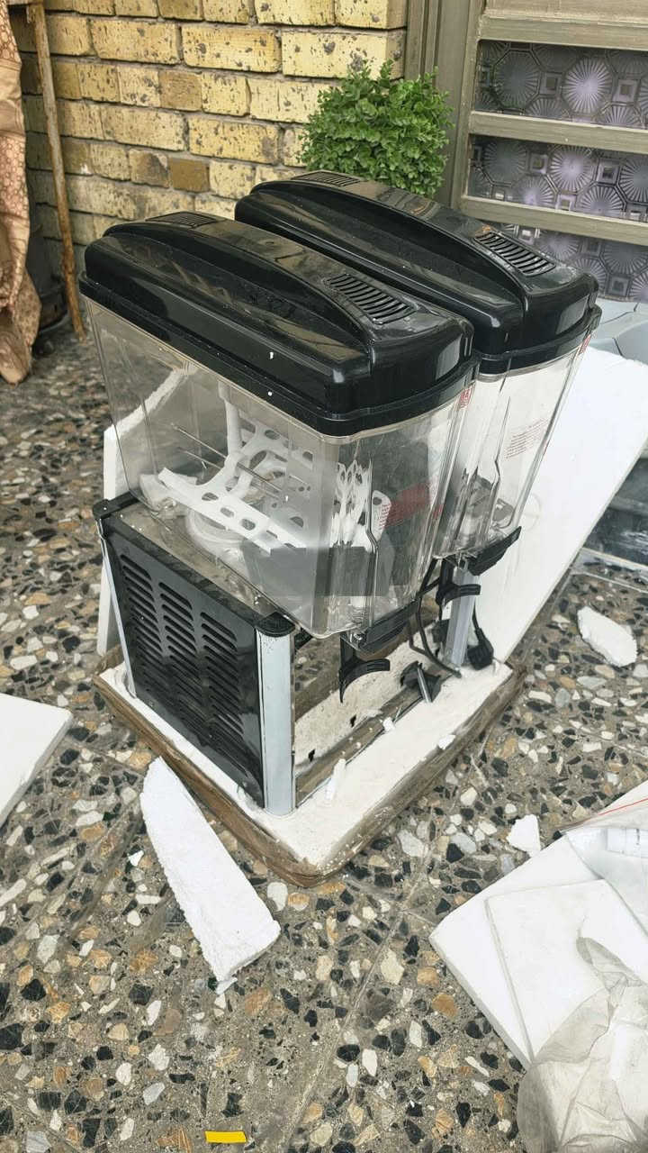 مكينه تبريد عصائر جديد غير مستخدم العنوان بغداد الكمالية شارع الجامع *********** بغداد, العراق
