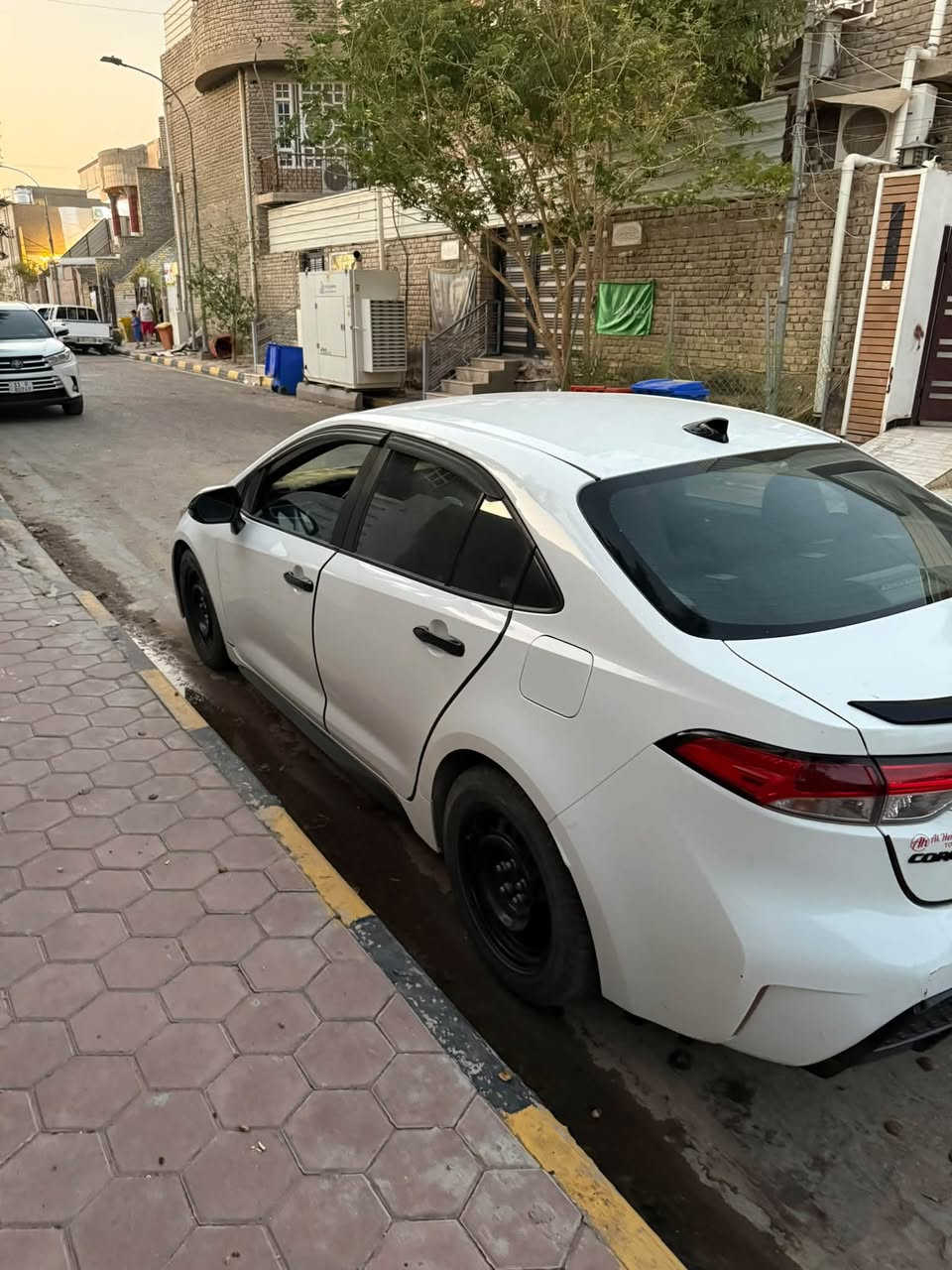 السلام عليكم كورلا وارد امريكي موديل 20 حادثها بس بنيد ونفسه معمر
كير ومكينه والباقي كفاله ماشيه 65  كل الصور منزلها بالمنشور ب 140 للاستفسار اكثر ***********

نص مكتوب في الصور:
- BidFax.info