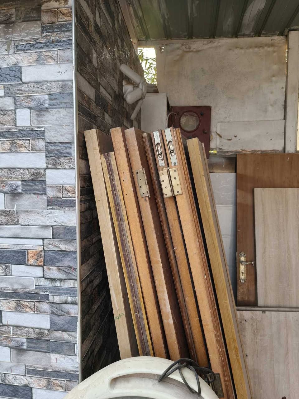 🚪باب دفتري عدد 2للبيع
الي يحب يراسلني او يتصل على الرقم

***********
