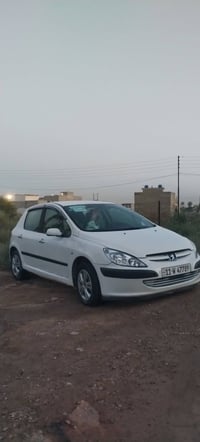 بيجو فرنسي • ٢٠٠٥ • محرك شغال
