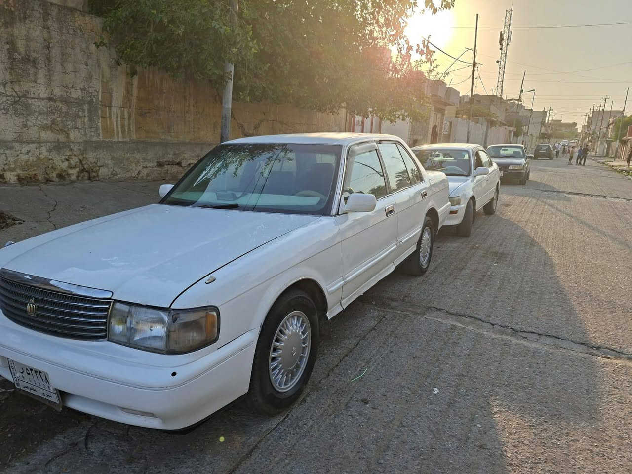 السلام عليكم سياره رانب طويله موديل 1992رقم نينوى ألماني كاربون بانزين شرط التحويل محرك كير بطه شرط صبغ مكانات
طخم تواير جديد داخل نظيف 
بسمي شرط التحويل مكان السيارة
 الموصل الجانب الايمن 
السعر 60 وبيها مجال
***********
***********
