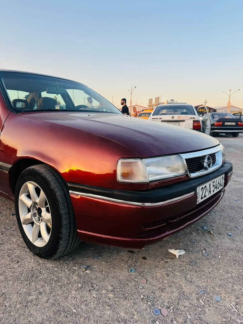اوبل فكتره موديل 1991 محرك 18 كير محرك بلشرط صبغ عام جماليه مكفوله من ضربه  وخياس كفاله عامه سنويه جديد 
مكاني كركوك سعر 39 بيها مجال 
تصل تدلل ***********
