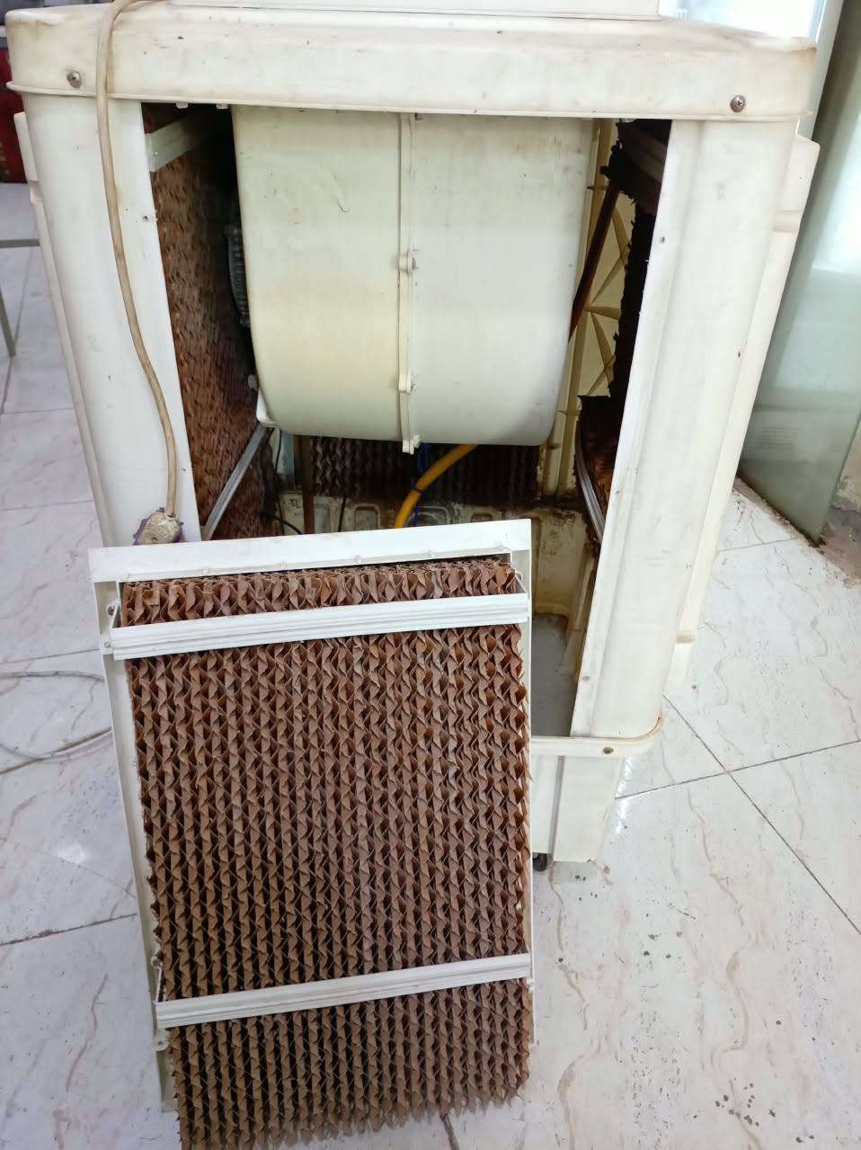 بابل • ثلاجة كريازي • طباخ ٤ عيون