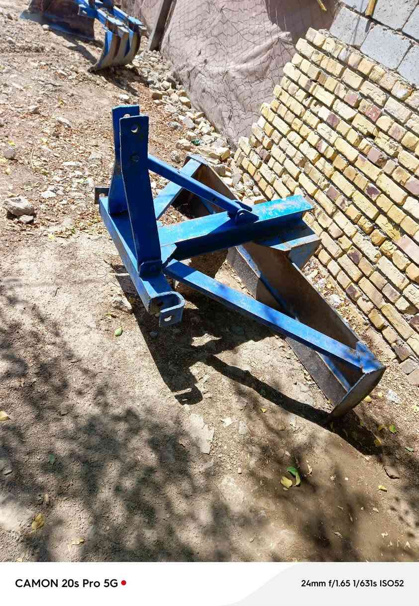 السلام عليكم
معدات للبيع فيدان ومعدلان 
***********
