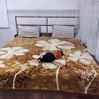 نظيفه • قليلة الاستخدام • ٣ قطع