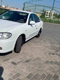 نيسان سني • ياباني