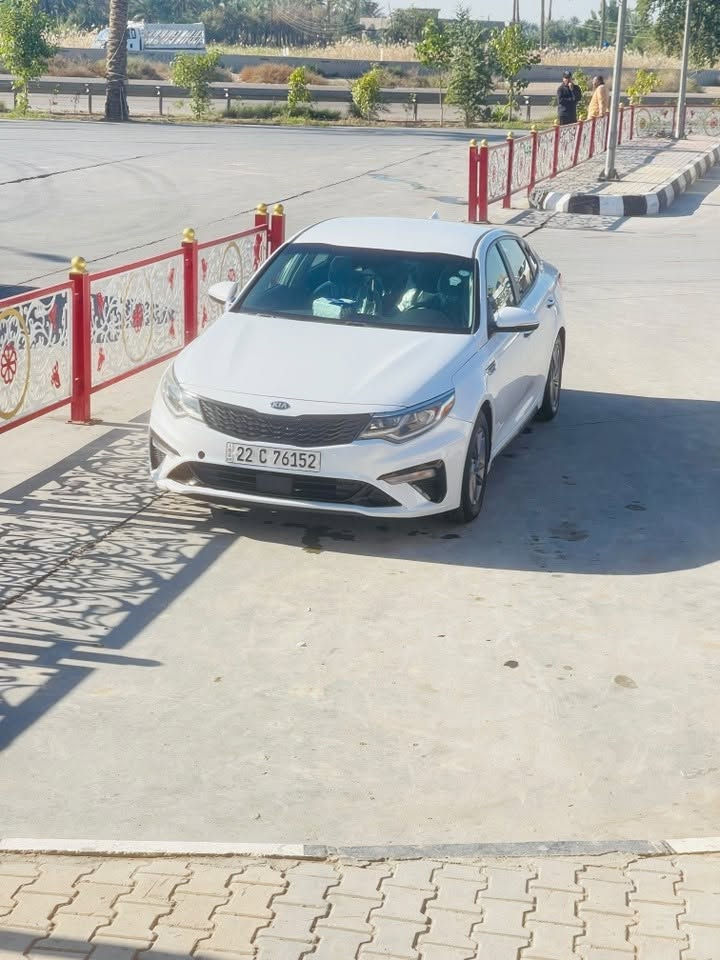 كيا وبتما 20وارد امريكي ضرر مثل ما موضح كدامك رقم اربيل الجديد بسمي وكاله عامه 
نص مواصفات شاشه كبيره تحكمات ستيرن تبريد 🧊محرك جدي اي مبرمج عل عادي 
السعر 135بي مجال 
الستفسار ***********
