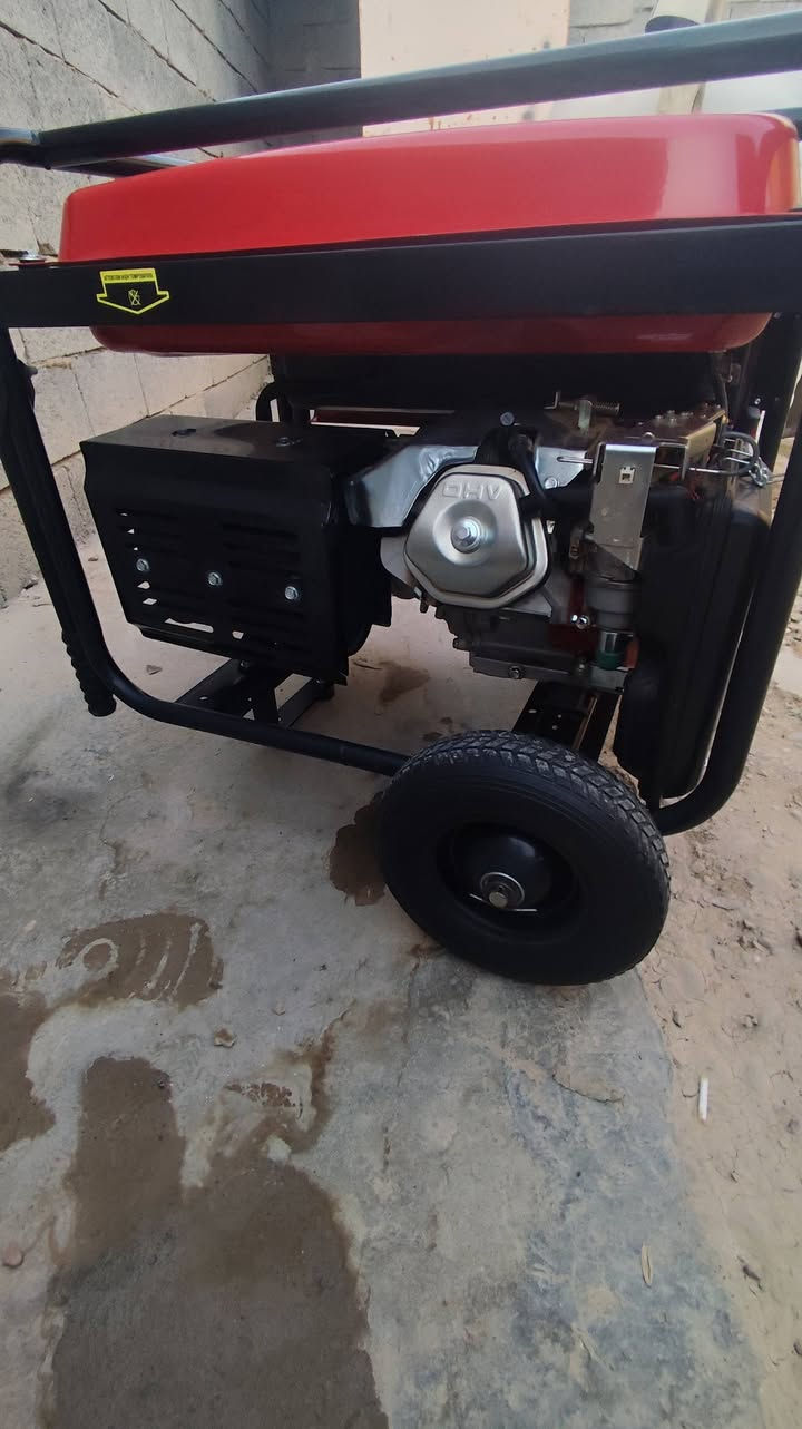 سلام عليكم مولدة 5KV تايكر الوادي جديد مشتغل شهر تواصل ‏‪***********‬‏
