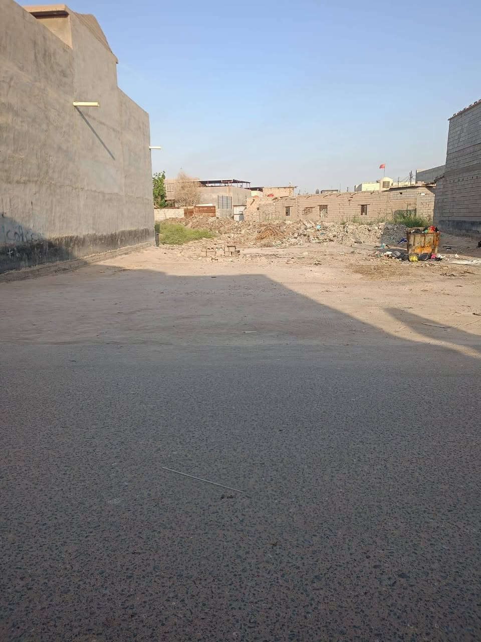 أبو الخصيب البطاح • ١٠٠م • شارع تبليط