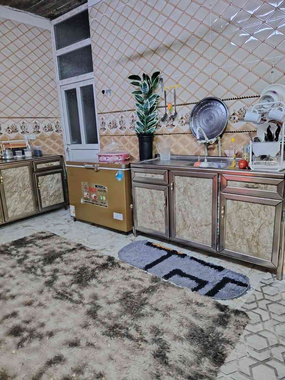 حي واحد حزيران • ١٠٠م • طابق ونص