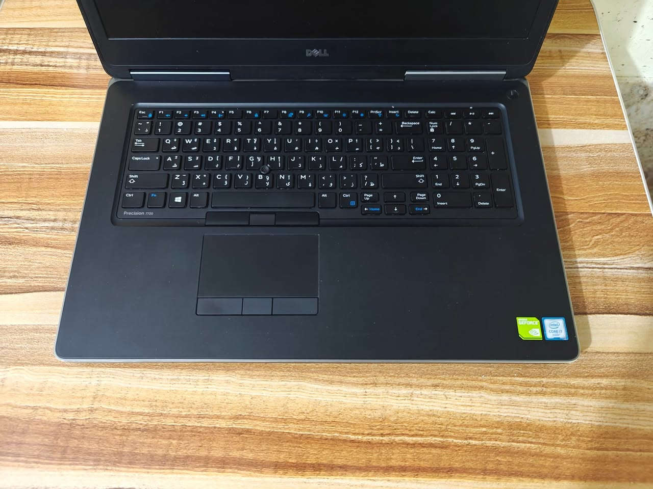 🔥 عرض خاص من ياسر للحاسبات | آخر قطعة متوفرة 

💻 Dell Precision 7710 – الجيل السادس

🎮 يحتوي على كرت شاشة خارجي 4GB
متوفر اخر القطع عرض خاص حتى نهاية العدد 
💰 السعر: 425 ألف  سعر نهائي 

✨ مستخدم أوروبي نظيف 

📌 المواصفات:

🔹 الموديل: Dell Precision 7710 الجيل السادس
🔹 المعالج: Intel Core i7-6820HQ 6th Gen
🔹 الرام: RAM 16GB DDR4
🔹 التخزين: SSD 512GB
🔹 كرت شاشة خارجي: nvidia quadro M3000M 4GB
🔹كرت شاشة الداخلي Intel HD Graphics 520 
🔹 الشاشة: 17.3 إنج 
🔹 نظام التشغيل: Windows 10 Pro الاصلي

✨ المميزات:

✔️ كرت شاشة احترافي منفصل 4GB
✔️ أداء ممتاز للتصميم والمونتاج
✔️ مناسب لبرامج الهندسة والرسم الهندسي
✔️ تشغيل Photoshop وIllustrator وPremiere Pro
✔️ مناسب لـ AutoCAD و3ds Max وSolidWorks
✔️ شاشة كبيرة 17.3 إنج مريحة للعمل
✔️ هيكل متين مخصص للأعمال الاحترافية

🔌 منافذ الجهاز:
🔹 Thunderbolt 3 (USB-C)
🔹 4 × USB 3.0
🔹 HDMI
🔹 Mini DisplayPort

🔹 منفذ شبكة LAN (RJ-45)
🔹 قارئ SD Card
🔹 منفذ سماعة وميكروفون 3.5mm
🔹 منفذ الشاحن الأصلي
🎯 مناسب لـ:
✔️ طلاب الهندسة
✔️ برامج التصميم والجرافيك
✔️ Photoshop وIllustrator
✔️ Premiere Pro
✔️ AutoCAD وSolidWorks وRevit
✔️ البرمجة والعمل المكتبي
✔️ التصفح والدراسة والاستخدام اليومي

🎁 الملحقات:

✔️ شاحن أصلي

🛡️ ضمان 7 أيام استبدال في حالة وجود أي خلل

🚚 يوجد توصيل لكل العراق

📱 واتساب: ***********
📞 اتصال: ***********
