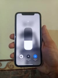 ايفون اكس آر • ذاكرة ٦٤ • بطارية ١٠٠