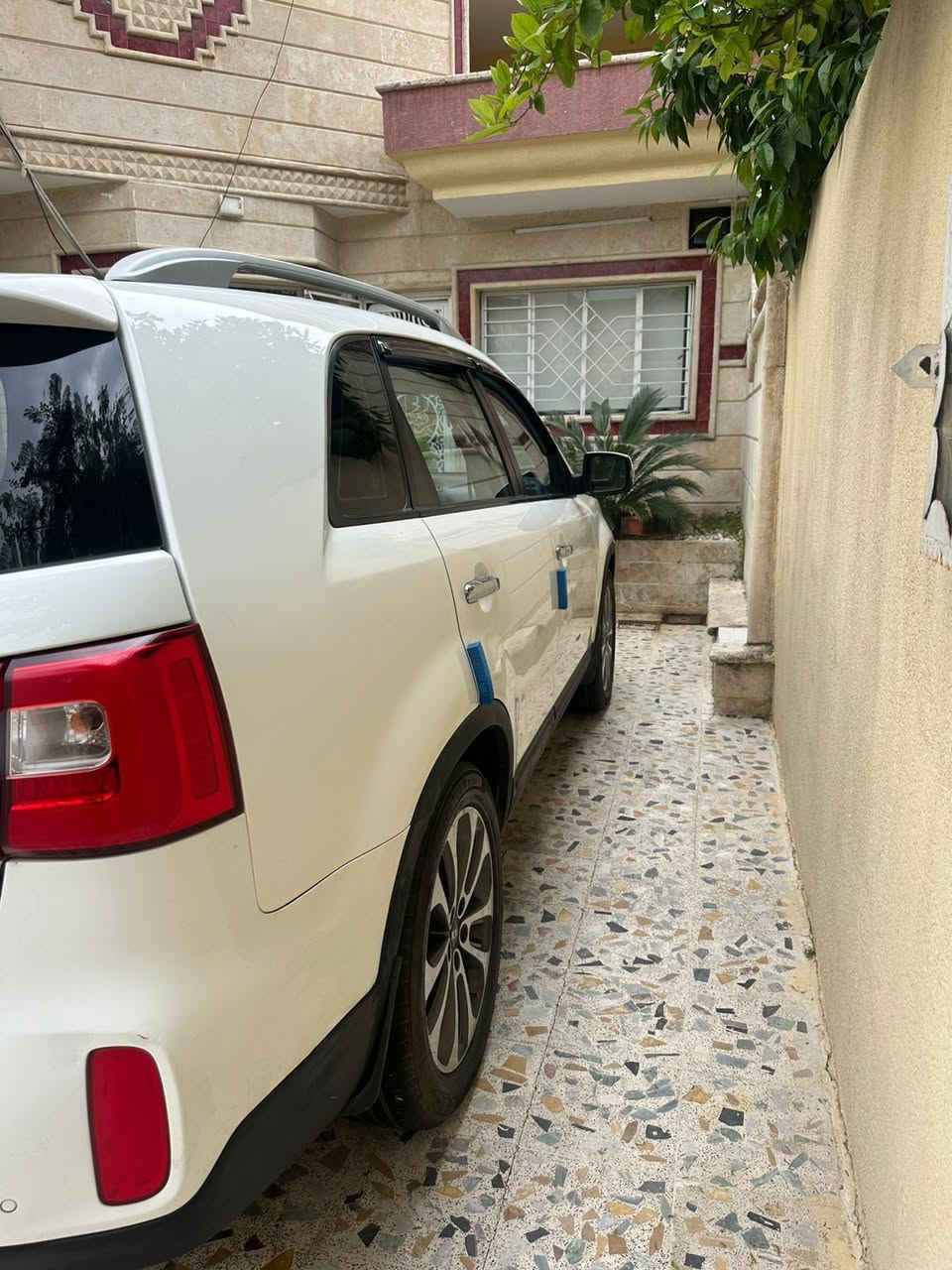 محرك 6سرندر
بانوراما بصمه 7راكب
كشنات جلد
كاربون بانزين 
رقم دهوك 
الضرر 
ربع باب السايق  وحافه البوند جاملغ تطويز
السعر 168
 الاتصال***********
***********
